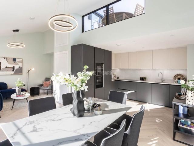 Aylmer Mews, East Finchley / Highgate Borders N2, 3 bed semi detached house to rent, £4,250 pcm | PrimeLocation