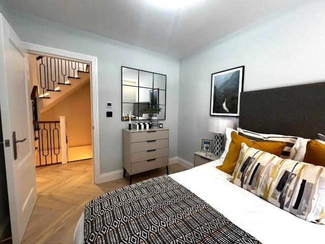 Aylmer Parade, East Finchley, London N2, 3 bed terraced house to rent, £3,500 pcm | PrimeLocation