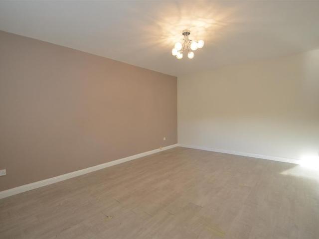 Aylsham Drive, Ickenham, UB10