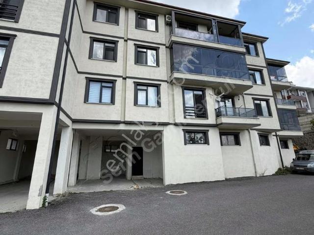 Ayrı Mutfak 2+1 Eşyasız Arakat Kiralık Daire