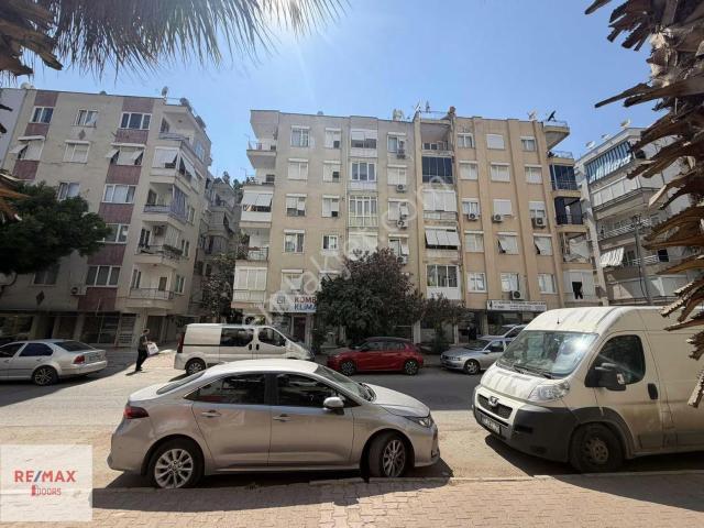 Ayrı Mutfaklı,merkezi Konumda Kiralık Daire