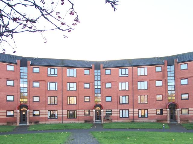 Ayr Street, Springburn, Glasgow G21, 2 bed flat to rent, £800 pcm | PrimeLocation