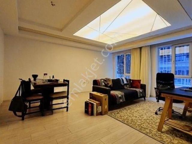 Ayrancı'da Asansörlü 1+1 Kısmı Eşyalı Yapılı
