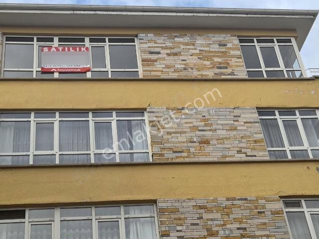 Ayrancı Elçi Sokak'ta Ön Cephe, Kullanışlı Ve Aydınlık 3+1 Daire