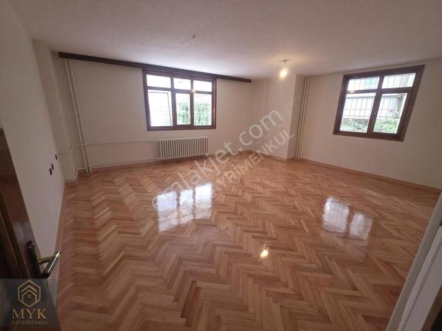 Ayrancı Kuzgun Cad. 140 M2 3+1 1.kat Bahçe Çıkışlı Asansörlü