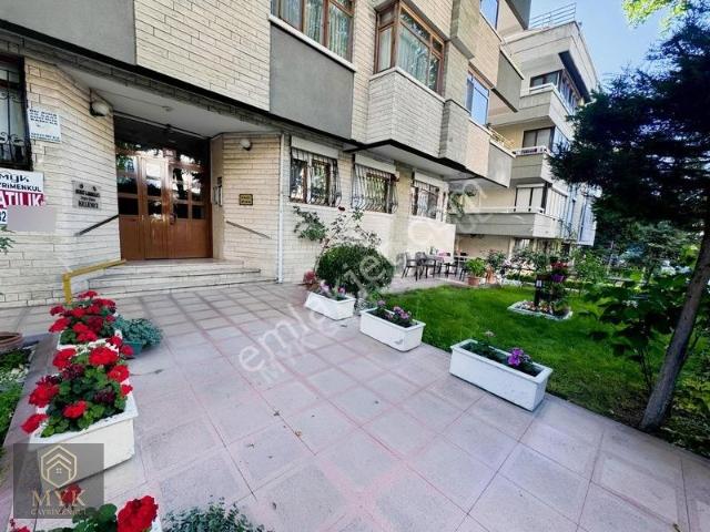 Ayrancı Kuzgun Cad. 140 M2 3+1 1.kat Bahçe Çıkışlı Asansörlü