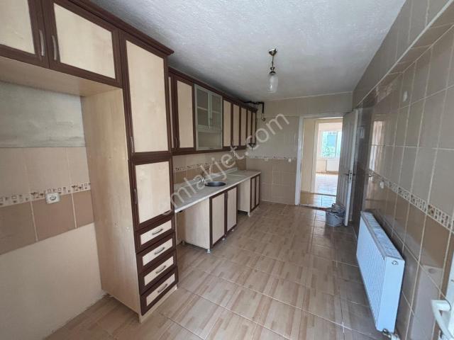 Ayrancılar Mahallesi’nde 120 M², Doğalgazlı 3+1 Kiralık Daire