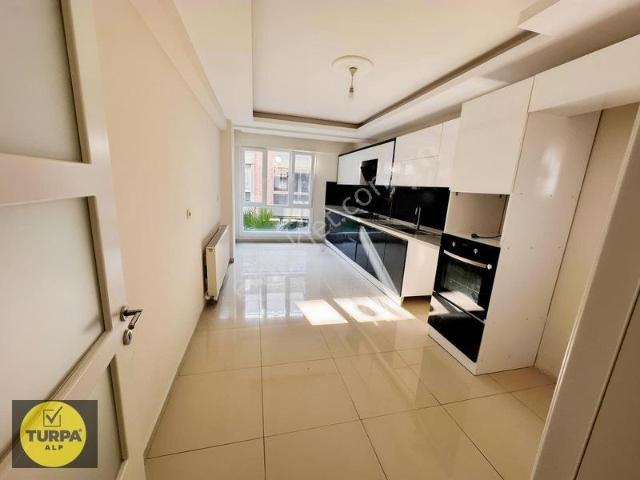 Ayrancılar Caddeye Yakın Site İçerisinde Kiralık