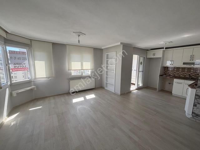 Ayrancılar Egekent'te 2+1 Cam Balkonlu Kusursuz Kiralık Daire