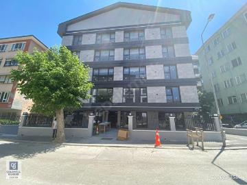 AYRANCI'DA KIZILIY'A YAKIN MESAFEDE KİRALIK 2+1 DAİRE