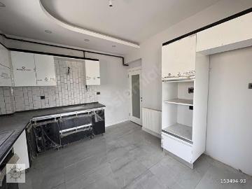 AYRICALIKLI YAŞAM ALANLARINA SAHİP SATILIK 3+1 REZİDANS DAİRE