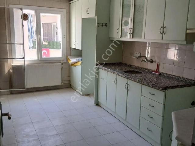 Aysu Konut Emlaktan Kiralık 3+1 2. Kat Doğalgazlı Manisa Akhisar Hürriyette