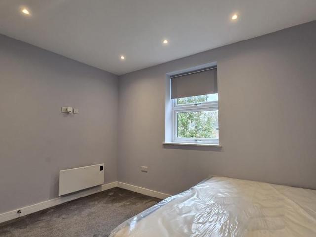 Aysgarth, Aysgarth, Bracknell, RG12 1 bed flat to rent £1,300 pcm £300 pw