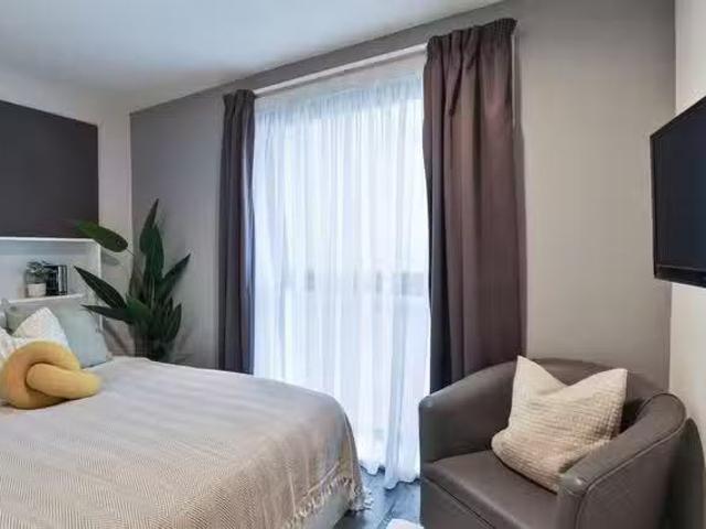 Ayton House Classic Shared Apartment