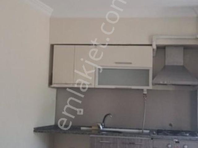 Ayvacık Hamdıbey Mahallesinde Çarşıya Beledıye Yakin 2+1daıre