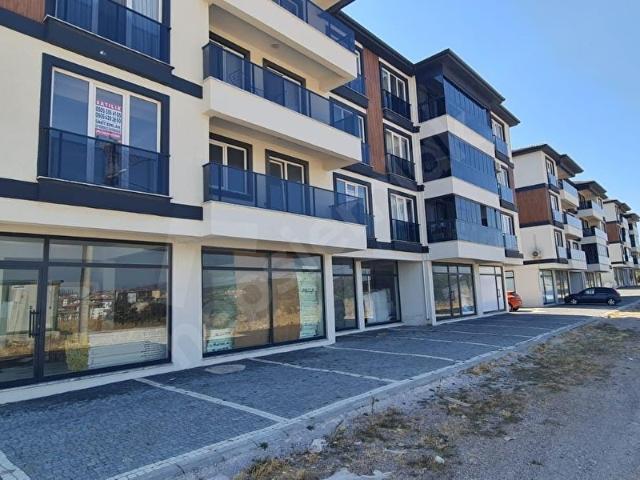 AYVACIK ÜNİVERSİTE BÖLGESİNDE HAVUZLU VE OTOPARKLI SİTE İÇİNDE 3+1 SATILIK DAİRE