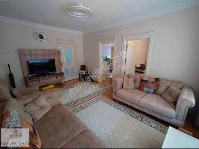 Ayvalı'da Yeni Eşyalı 3+1 Kiralık Daire