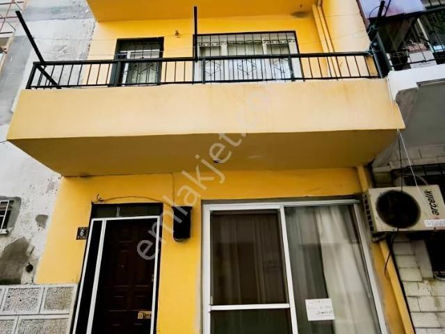 Ayvalık Merkezde Satılık Müstakil 2+1 Ev