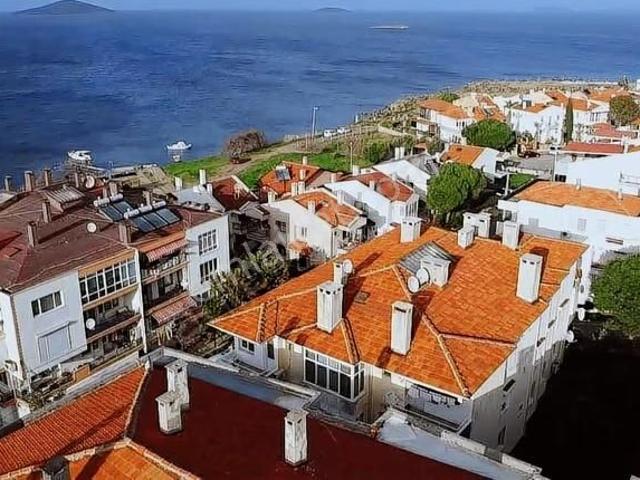 Ayvalık Alicetinkaya Denize 30 Adım 2+1 Kapalı Mutfak Daire
