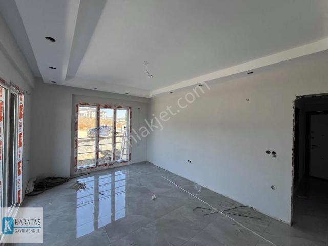 Ayvalık | Altınova Merkezde Satılık 1+1 Yüksek Giriş Daire