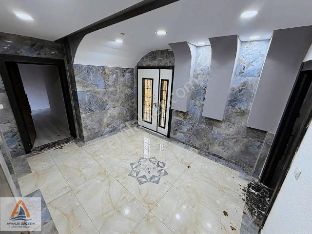 Ayvalık Altınova Bahçe Kullanımlı Sıfır 2+1 Daire