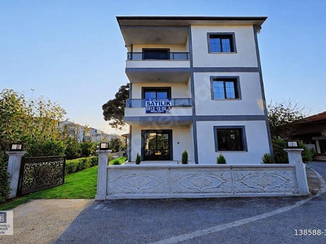 Ayvalık Altınova'da Satılık 2+1 Daire