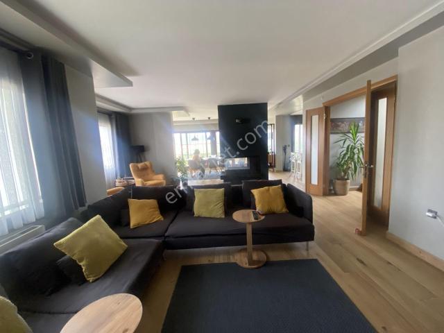 Ayvalık Çamlık Ta Satılık Harika Villa