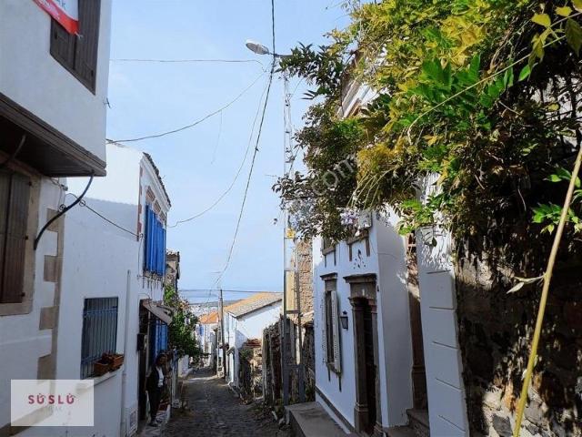 Ayvalık Cunda Mithatpaşada 3+1 Satılık Müstakil Ev