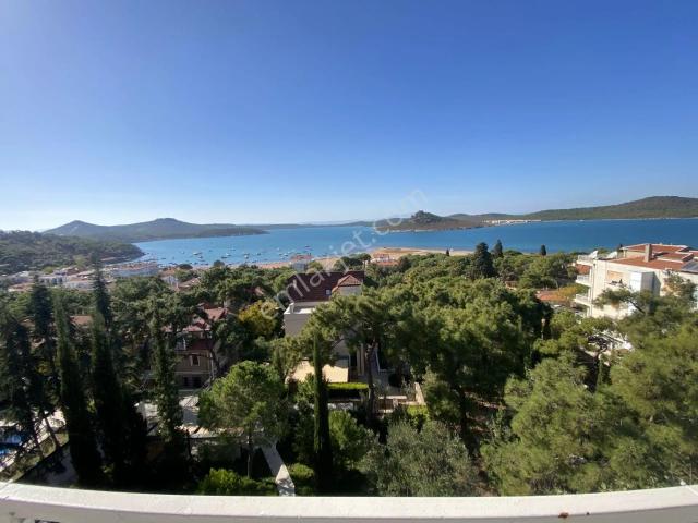 Ayvalık Camlık Ta Satılık 2 Adet Daire.deniz Manzaralı