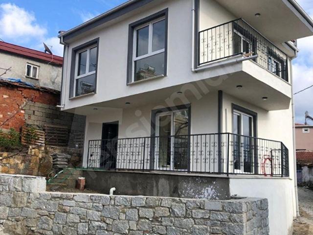 Ayvalık Hacıveliler Müstakil Villa Köy Evi Satılık