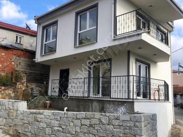 Ayvalık Hacıveliler Müstakil Villa Köy Evi Satılık