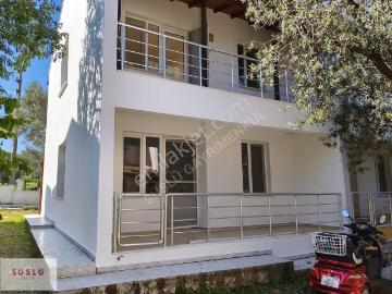 Ayvalık Küçükköy Sarımsaklı Plajlarında Kiralık 3+1 Villa