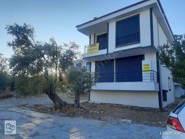 Ayvalık, Küçükköy'de Müstakil Lüks 5+1 Satılık Villa