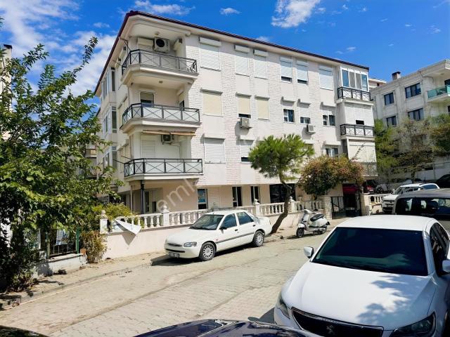 Ayvalık Kırlangıç Avm Karşında 2+1 Kiralık Daire