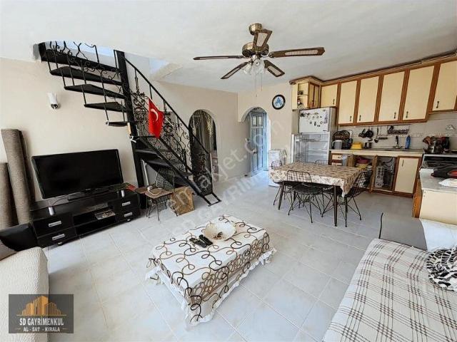 Ayvalık Sarımsaklıda Yatırımlık Villa Konforunda Ev