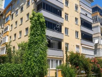 Ayvalık Sarımsaklı Merkezi Konum Eşyalı 3+1 Kiralık Daire