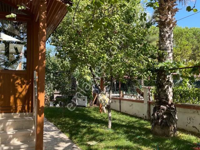 Ayvalık Sarımsaklı Plajına 100 Metre Satılık Villa