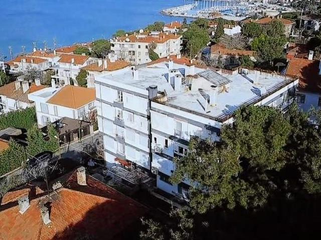 Ayvalık Sefada Çamlık Deniz Manzaralı 2+1 Daire