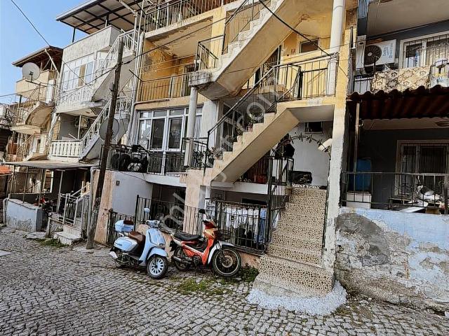 Ayvalık Yenimahalle'de Satılık 2 + 1 Daire