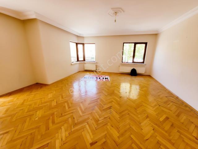 Ayvalı Mahallesinde 4 Oda 1 Salon 140m2 Kiralık Daire