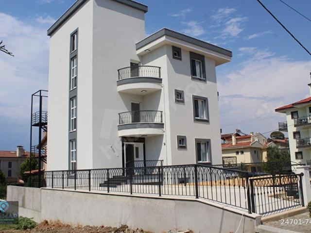 AYVALIK SAHİLKENT DENİZE VE PLAJA 250 M SIFIR KELEPİR OTEL
