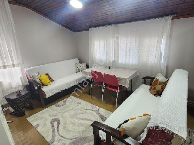 Ayvansarayda Kiralık Eşyalı 1+1 Daire