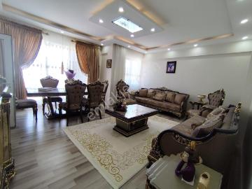 Ayyıldız Emlak'tan Lüks 3+1 Ara Kat Çift Cepheli Zirve Sitesi