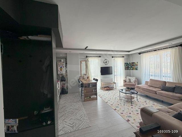 AYYILDIZ EMLAK,dan satılık ve kiralık konya ereğli hastane karşısında full yapılı 1+1 daire 60 metre