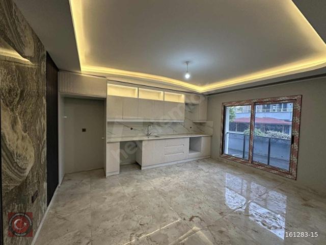 AYYILDIZ GAYRİMENKULDEN ÇARŞI MERKEZDE SATILIK LÜKS DAİRE