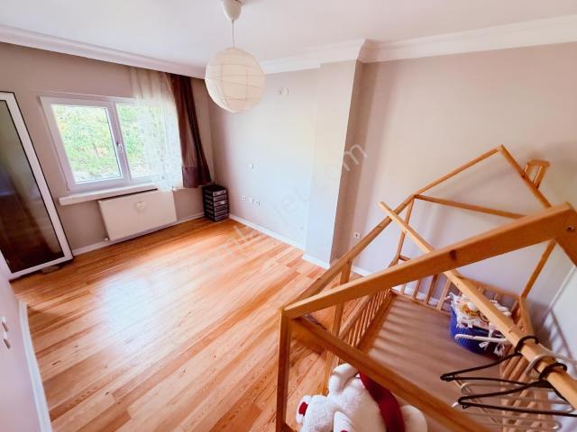 Çayyolu Altın Terazi Sitesi Komple Yenilenmiş Kiralık Köşe Villa