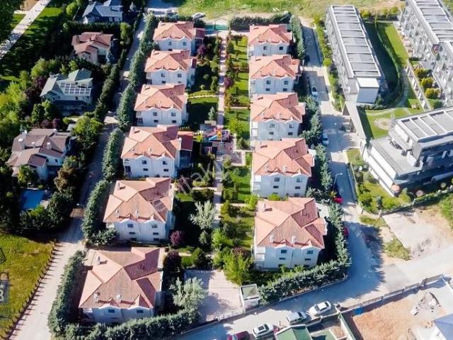 Çayyolu Gümüşanka Vilları 7+2 Satılık Villa