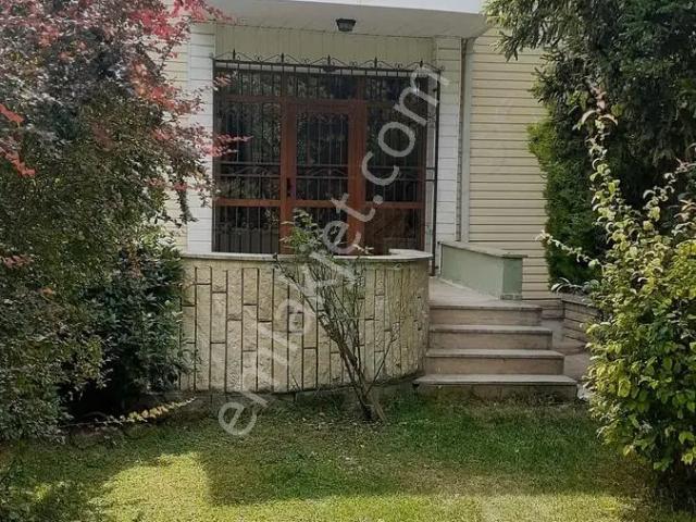 Çayyolu Merkez Metro Yakını Yiğitler Sitesi Kiralık Villa