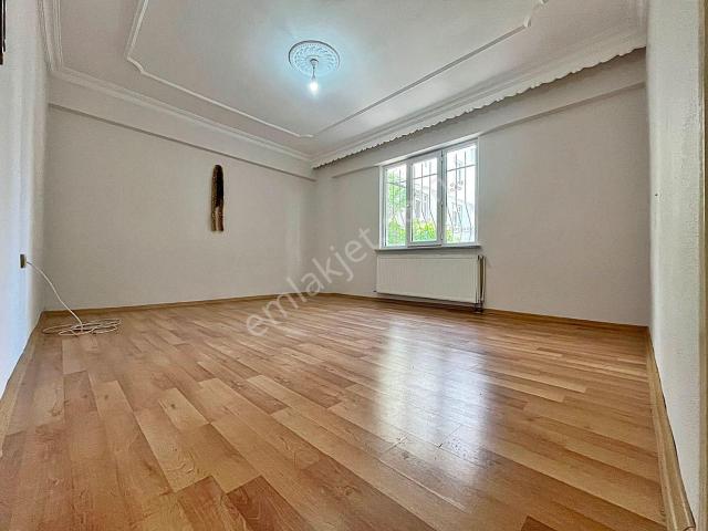 Az er Yapıdan Bahçelievler Mahallesinde Bekara Ve Aileye Uygun 2+1 Kiralık Daire!