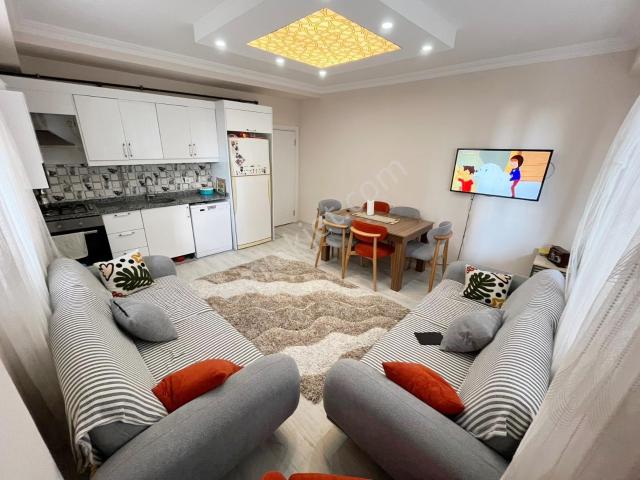 Az er Yapı'dan Cadde Üzeri 80m2 Lüx İskanlı Satılık 2+1 Daire!